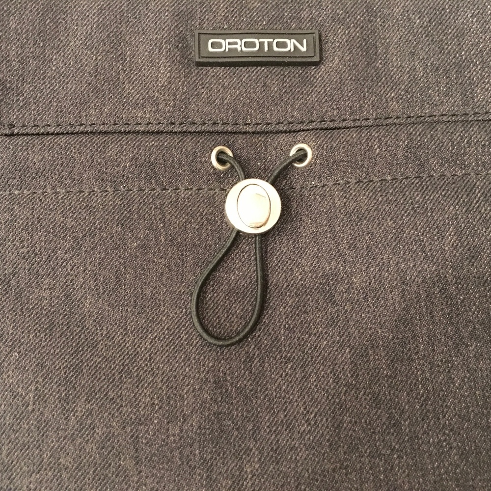 Oroton Charcole Grey Nylon & Leather Purse - Picture 3 of 6